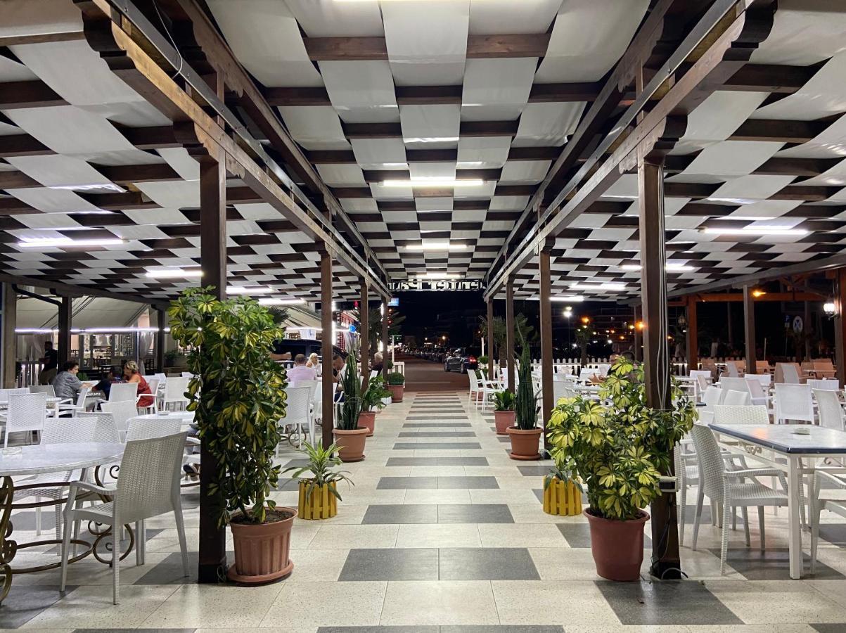 Center Park 호텔 Velipojë 외부 사진