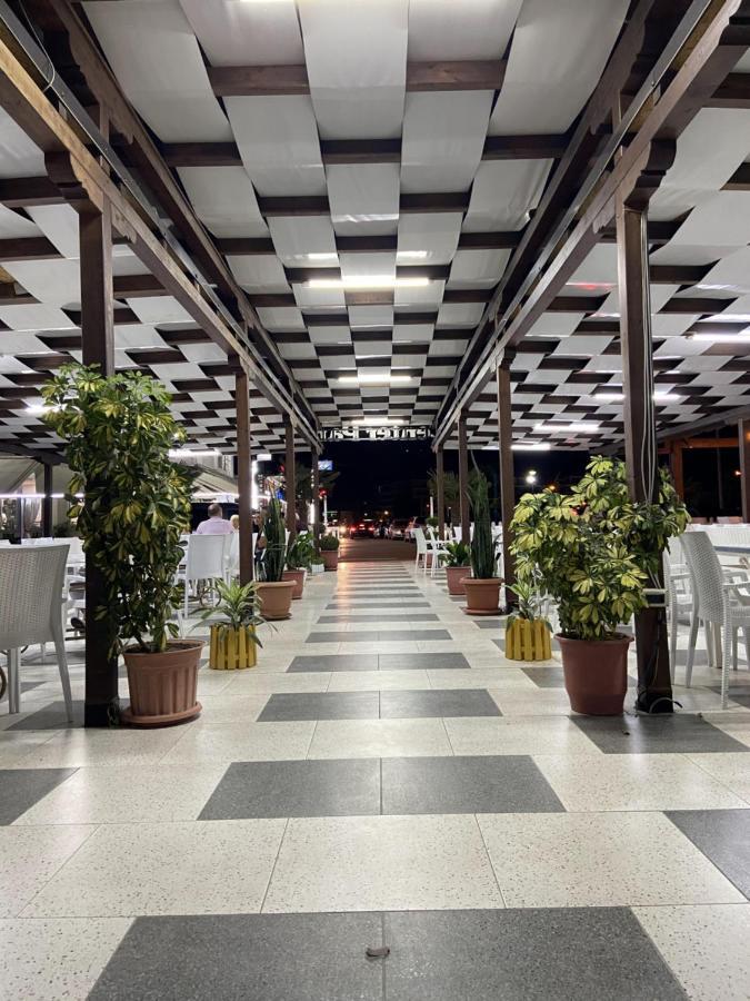 Center Park 호텔 Velipojë 외부 사진