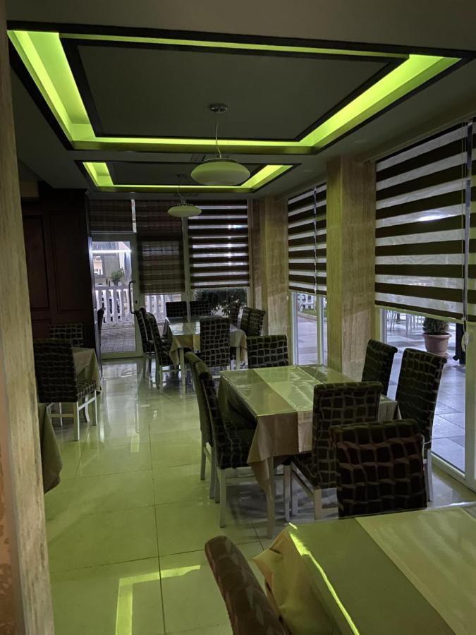 Center Park 호텔 Velipojë 외부 사진